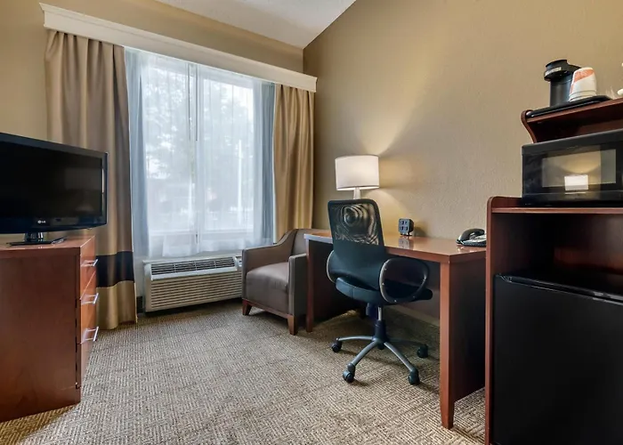 Comfort Suites Sawgrass