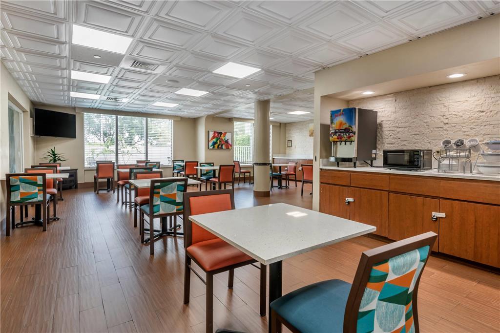 Hotel Comfort Sawgrass 3*