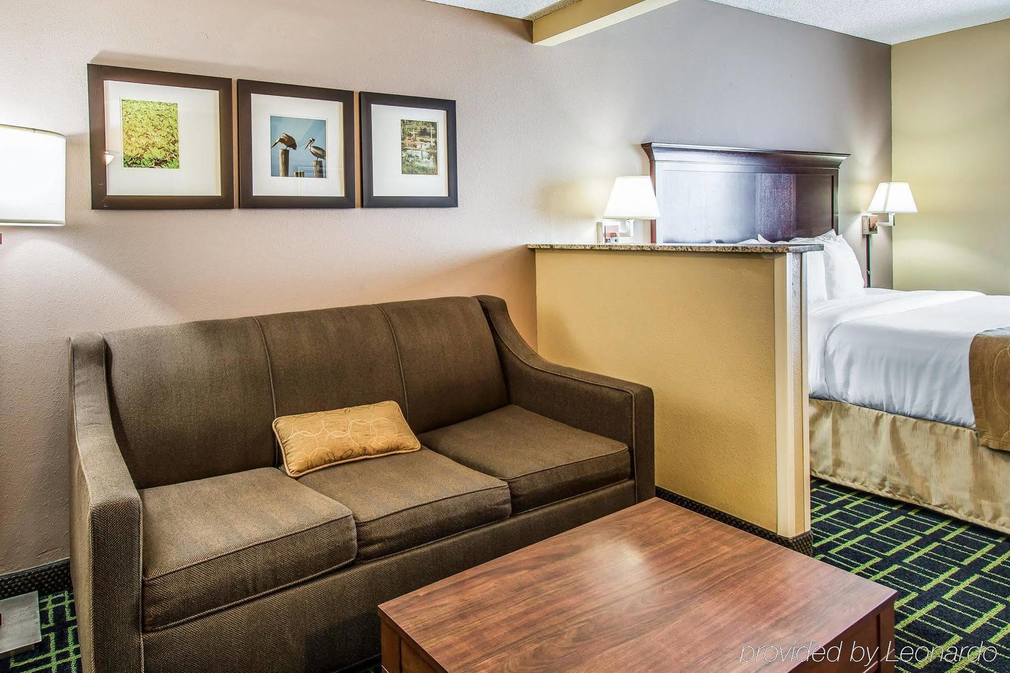Comfort Sawgrass Hotel 3*
