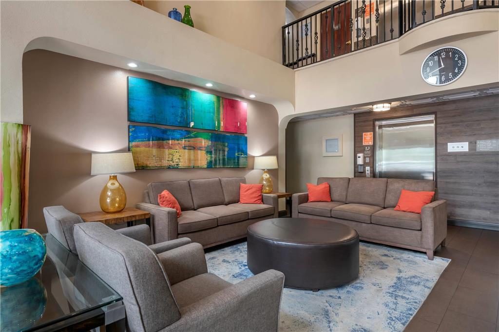 Comfort Sawgrass Hotel